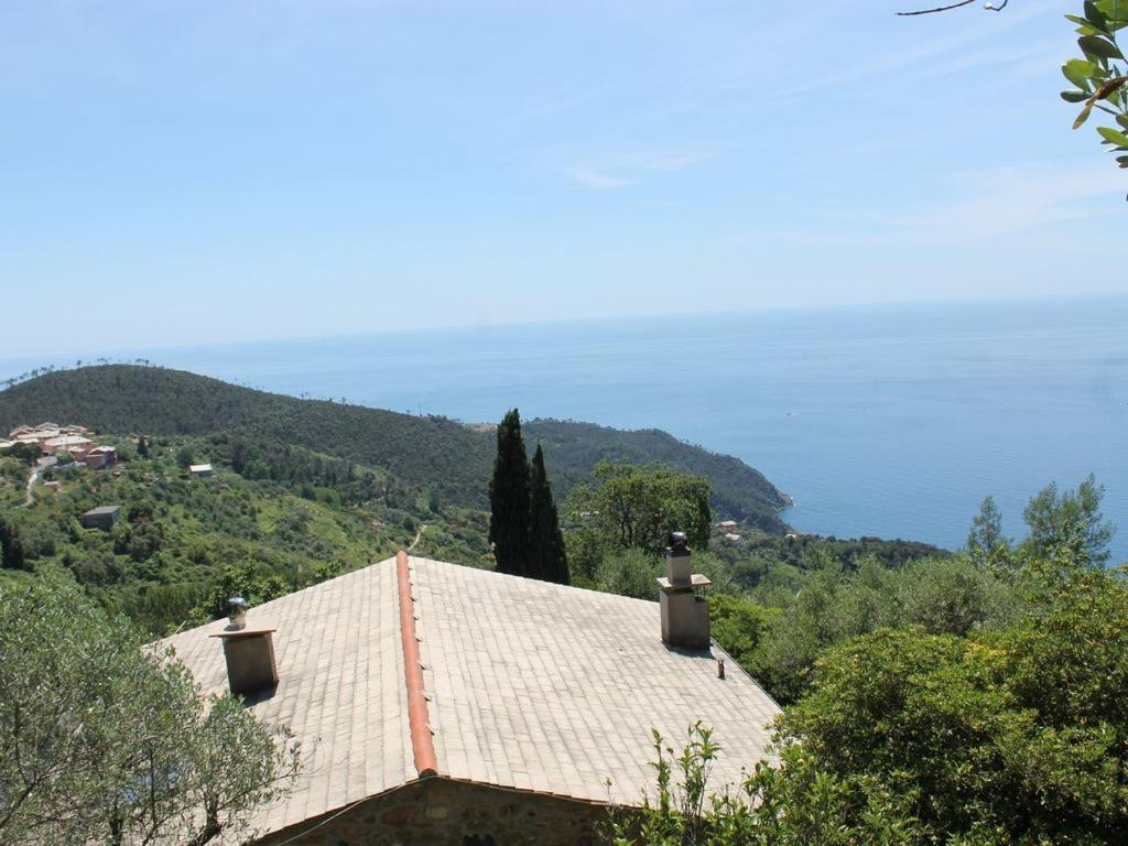 Cottage La Torre Del Pittore Bonassola Exterior foto
